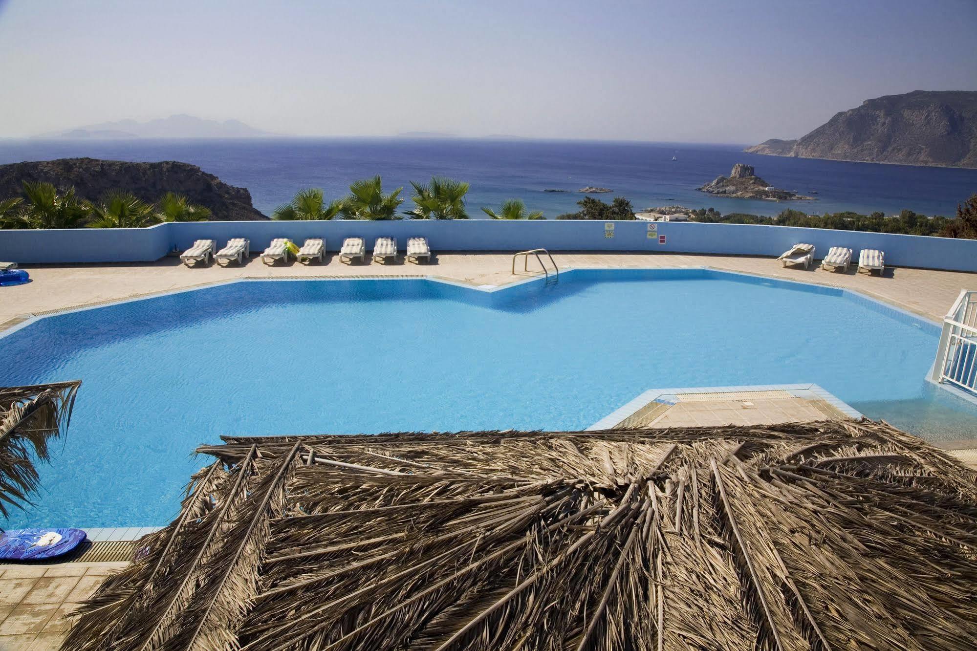 Hotel Pantheon, Kefalos Exterior photo